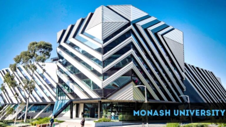Monash University Engineering Scholarship