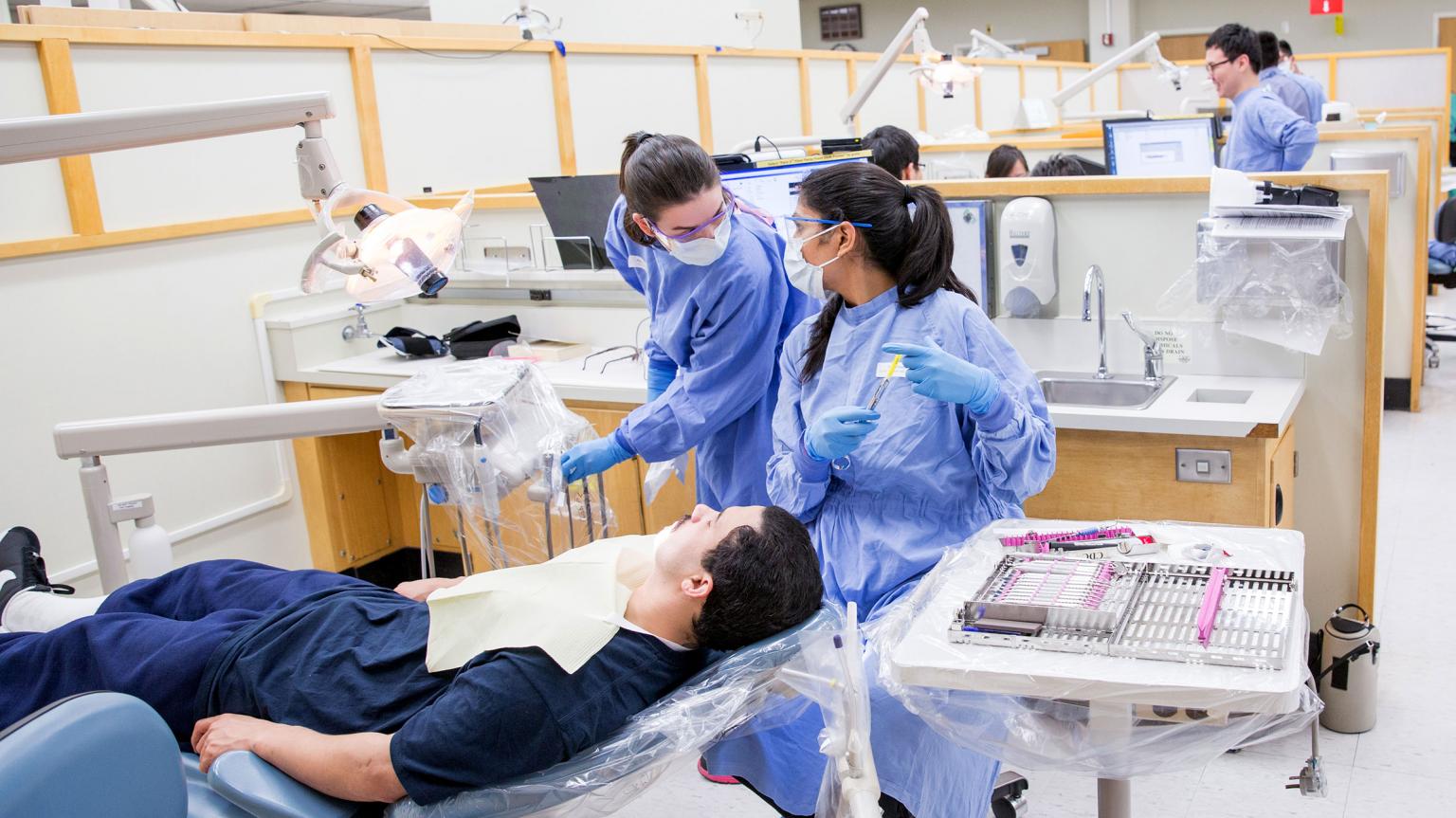 Best Dental Hygiene Schools In North Carolina| Cost, Requirement & How To Apply