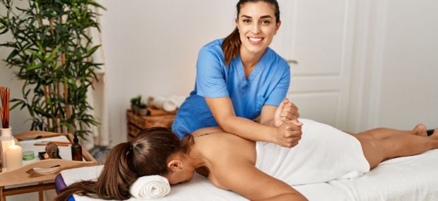 Best Massage Therapy Schools In Wisconsin | Cost, Requirement & How To Apply