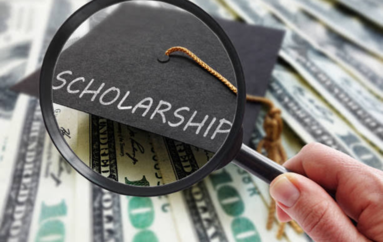 What is a Scholarship, and How Do They Work?