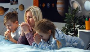 Night Prayer for Kids (Bedtime Prayers)